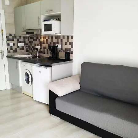 Estudios Retiro Apartment