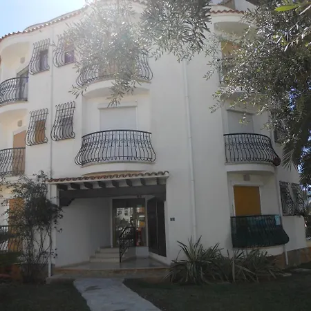 Estudios Retiro * Дения